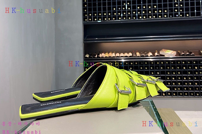 NEW 발렌시아가 신발 신상 B 322250