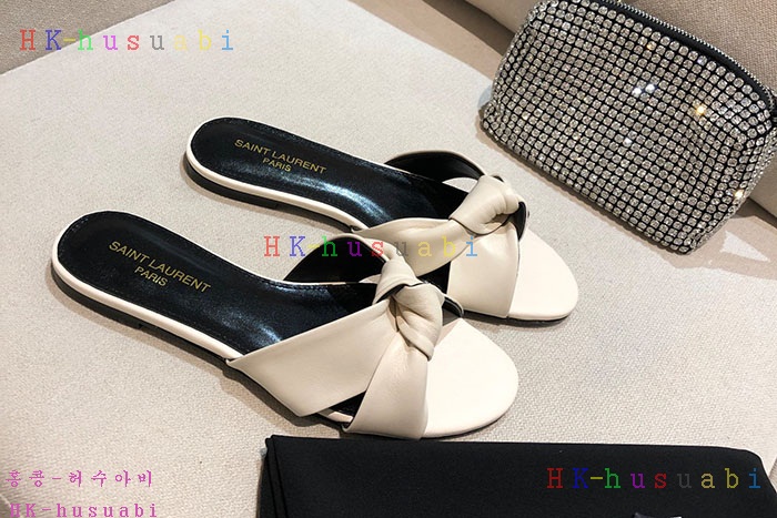 NEW 입생로랑 슬리퍼 신상 SL 724453