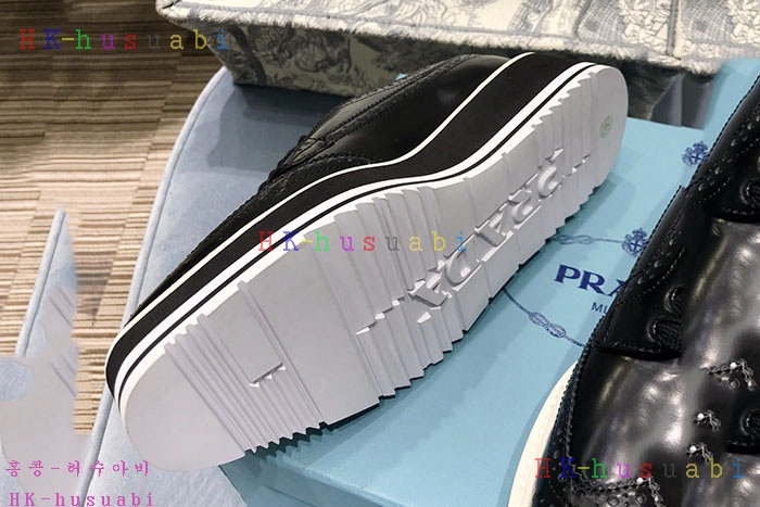 NEW 프라다 신발 신상 P 247720