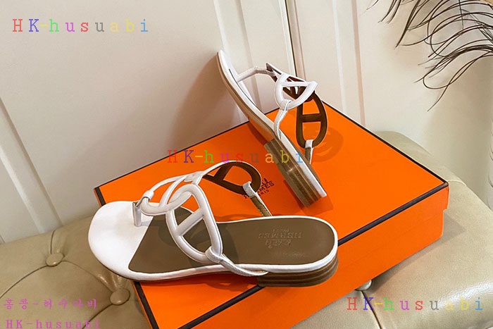 NEW 에르메스 샌들 신상 H 242501