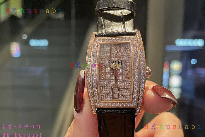 NEW 피아제 시계 신상 P 977581