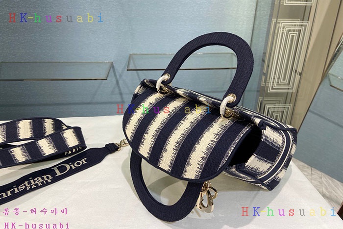 ★미러급★디올 레이디백 DR 745103
