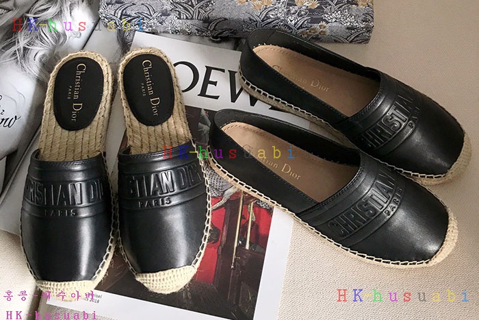 NEW 디올 신발 신상 DR 857223