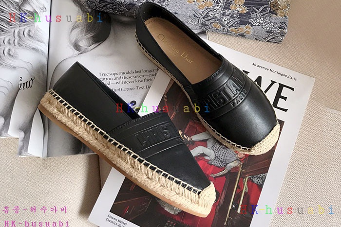 NEW 디올 신발 신상 DR 857223