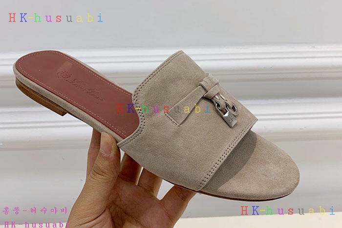 NEW 로로피아나 슬리퍼 신상 L 857220