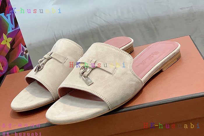 NEW 로로피아나 슬리퍼 신상 L 857220
