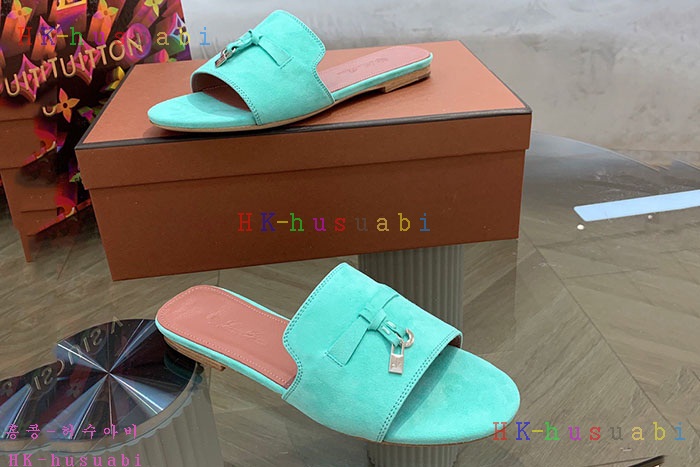 NEW 로로피아나 슬리퍼 신상 L 857229