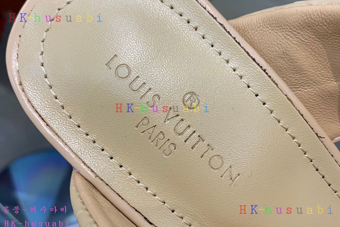 NEW 루이비통 신발 신상 LV 857550