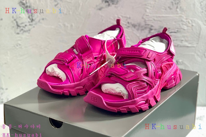 NEW 발렌시아가 샌들 신상 B 757744