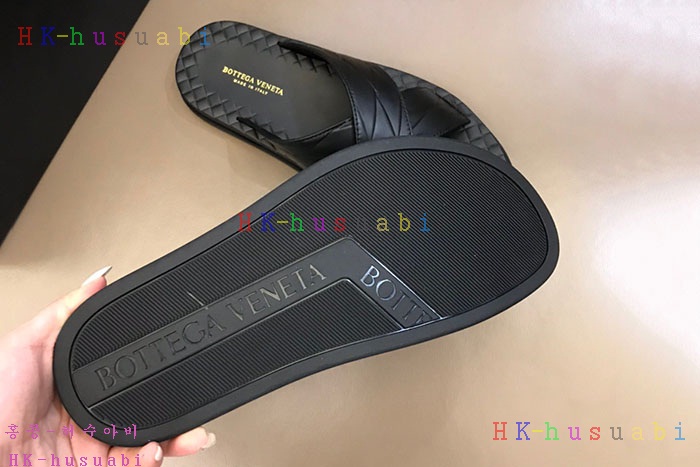 NEW 보테가베네타 남성 슬리퍼 BV 525220