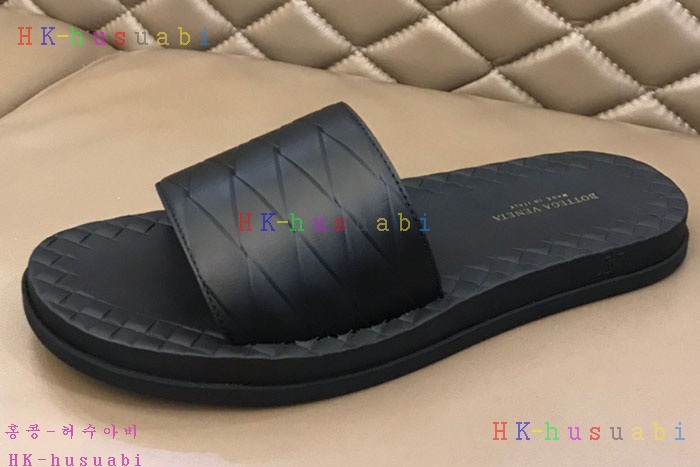 NEW 보테가베네타 남성 슬리퍼 BV 525223