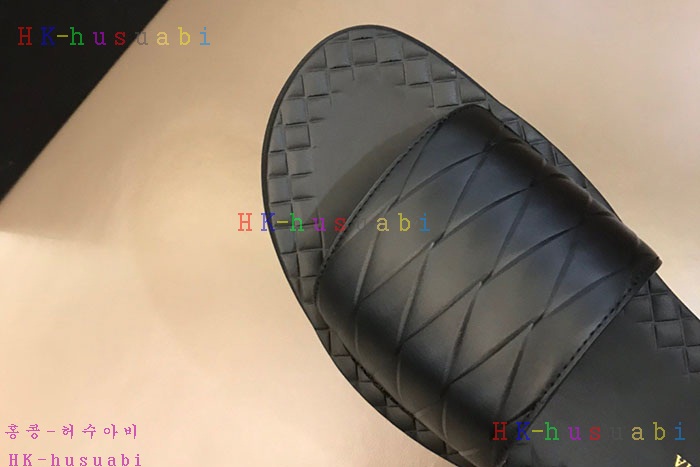 NEW 보테가베네타 남성 슬리퍼 BV 525223