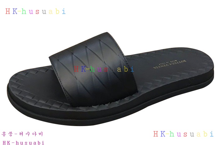 NEW 보테가베네타 남성 슬리퍼 BV 525223
