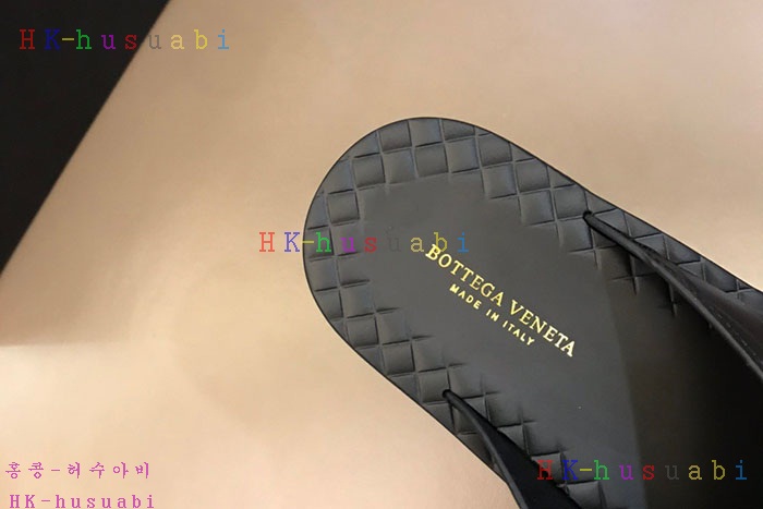 NEW 보테가베네타 남성 슬리퍼 BV 525220