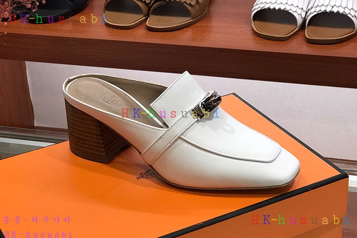 NEW 에르메스 신발 신상 H 572552