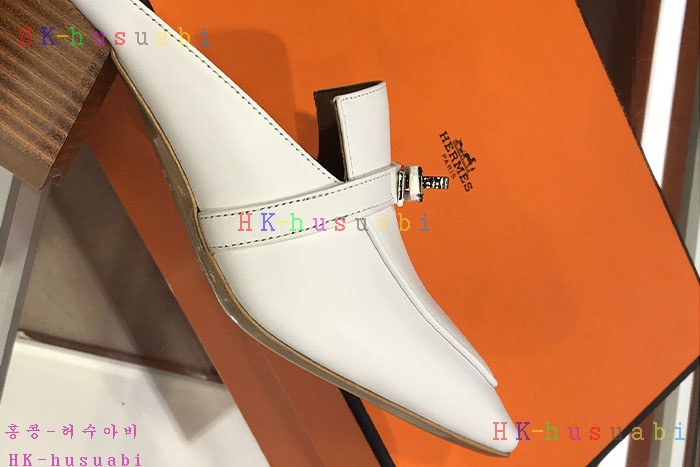 NEW 에르메스 신발 신상 H 572552