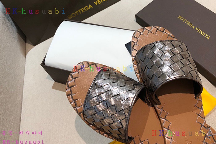 NEW 보테가베네타 슬리퍼 신상 BV 57308