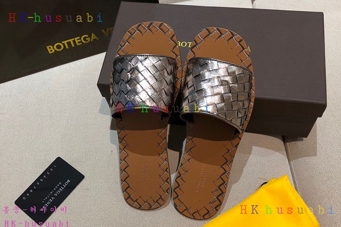 NEW 보테가베네타 슬리퍼 신상 BV 57308