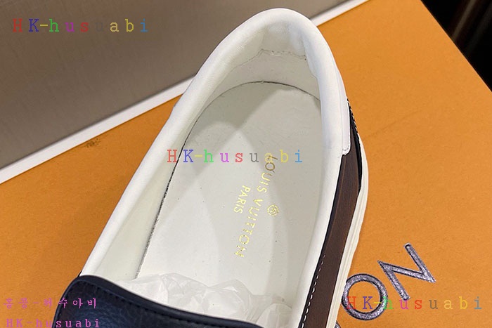 NEW 루이비통 남성 스니커즈 LV 857251