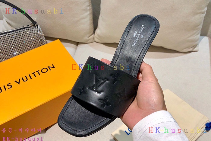NEW 루이비통 샌들 신상 LV 857804