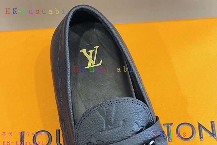 NEW 루이비통 로퍼 신상 LV 857818
