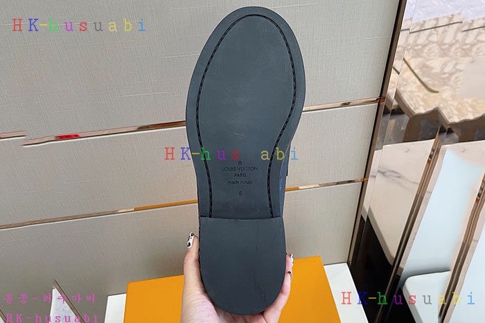 NEW 루이비통 로퍼 신상 LV 857818
