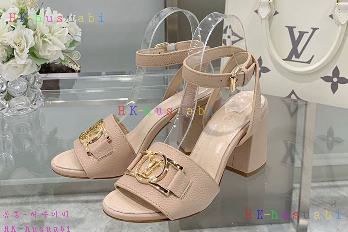 NEW 루이비통 샌들 신상 LV 857523