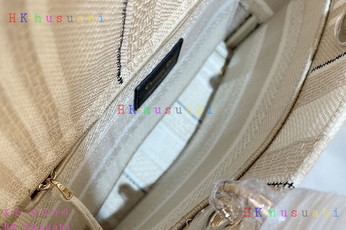 ★미러급★디올 레이디백 DR 745105