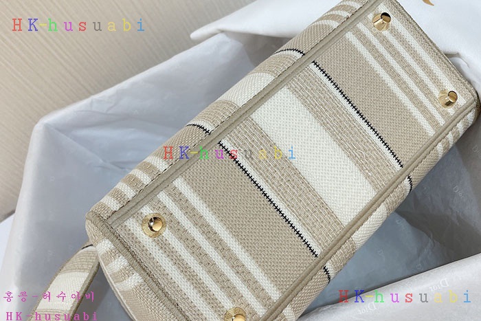 ★미러급★디올 레이디백 DR 745105