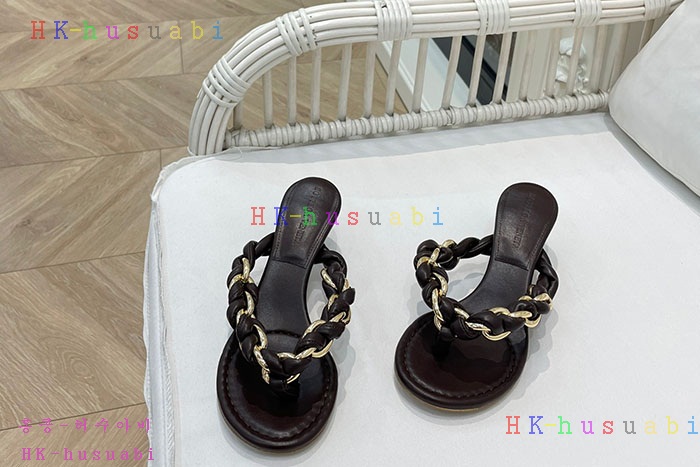 NEW 보테가베네타 샌들 신상 BV 557254
