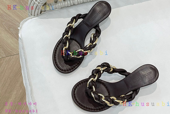 NEW 보테가베네타 샌들 신상 BV 557254