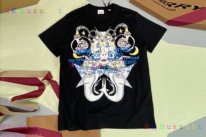 NEW 버버리 반팔티 신상 B 572563