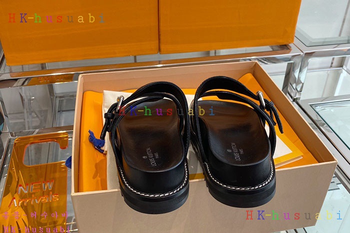 NEW 루이비통 슬리퍼 신상 LV 555101