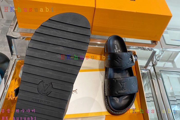 NEW 루이비통 슬리퍼 신상 LV 555101