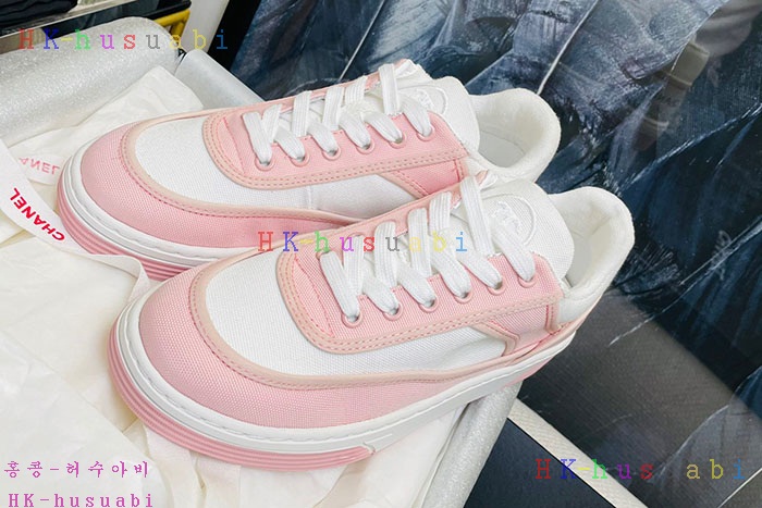 NEW 샤넬  스니커즈 신상 C 557282