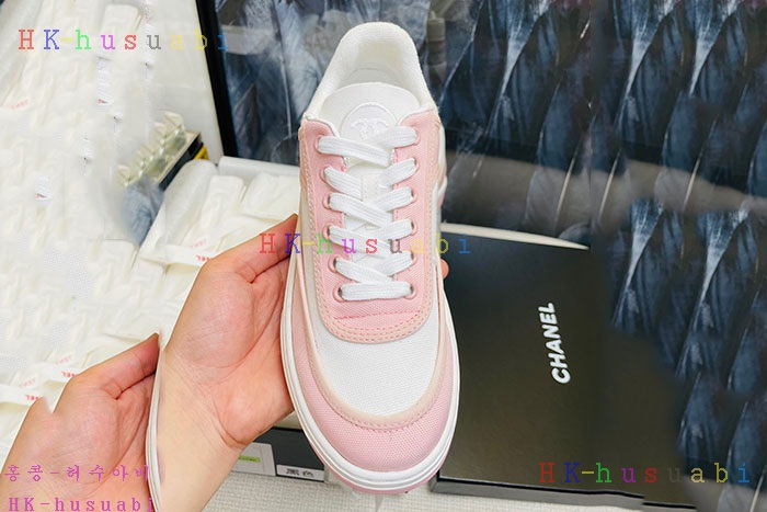 NEW 샤넬  스니커즈 신상 C 557282