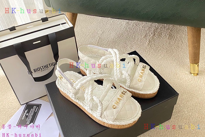 NEW 샤넬  샌들 신상 C 557289