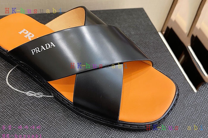 NEW 프라다 슬리퍼 신상 P 3325008