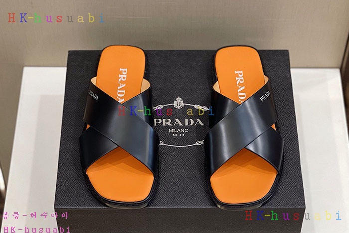 NEW 프라다 슬리퍼 신상 P 3325008