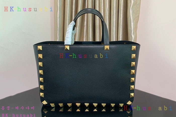 ★미러급★발렌티노 가죽 ROMAN STUD 쇼퍼백 V 572440