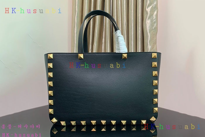 ★미러급★발렌티노 가죽 ROMAN STUD 쇼퍼백 V 572440