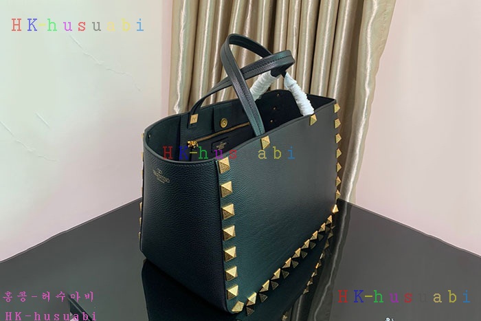 ★미러급★발렌티노 가죽 ROMAN STUD 쇼퍼백 V 572440