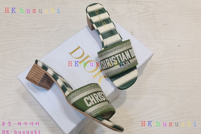 NEW 디올 슬리퍼 신상 DR 957407