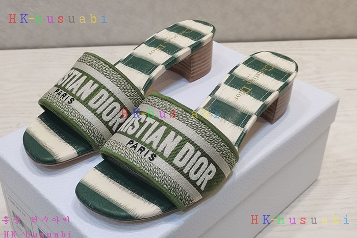 NEW 디올 슬리퍼 신상 DR 957407