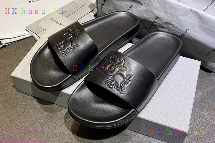 NEW 발렌시아가 슬리퍼 신상 B 922552