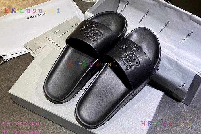 NEW 발렌시아가 슬리퍼 신상 B 922552