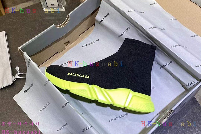NEW 발렌시아가 스니커즈 신상 B 922525