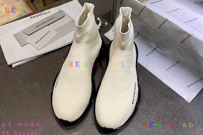 NEW 발렌시아가 스니커즈 신상 B 922530