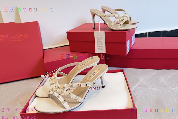 NEW 발렌티노 샌들 신상 V 8576691
