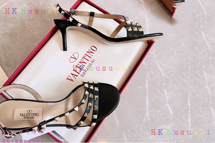 NEW 발렌티노 샌들 신상 V 8572257
